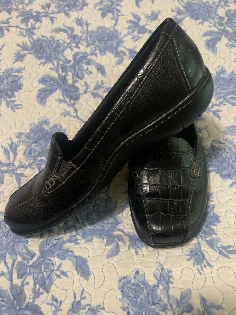 Clarks Black Croc-Pattern Slip-On Loafers
